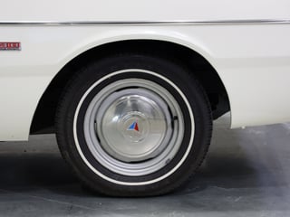 1971 Chrysler VG Valiant Wayfarer Utility 318ci Fireball V8 - Bondi Bleach White