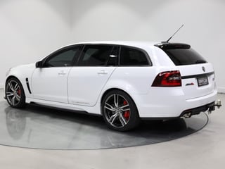 2016 HSV Clubsport R8 Tourer Build No 097 - Heron White …