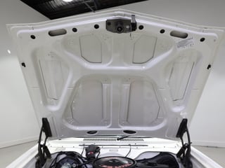 1976 Holden LX Torana SS Hatchback - 5.0L Trimatic - Cotillion White