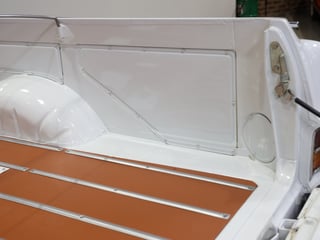 1967 Holden HR 186 S Utility - Grecian White