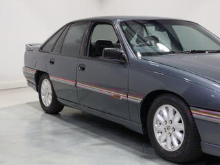 1990 Holden VN SS - Atlas Grey 