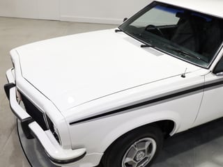 1976 Holden LX Torana SS Hatchback - 5.0L Trimatic - Cotillion White