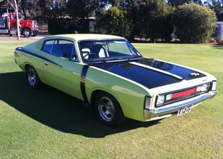 VH R/T Valiant Charger -
