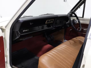 1971 Chrysler VG Valiant Wayfarer Utility 318ci Fireball V8 - Bondi Bleach White