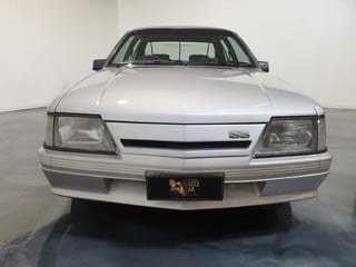 1984 VK SS Group 3 Commodore - Asteroid Silver