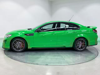 2017 HSV GTSR - Spitfire Green 0064 km …