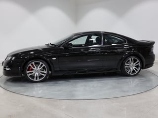 2004 HSV VZ Coupe 4 Build No. 059 - 8,161 km - Phantom Black