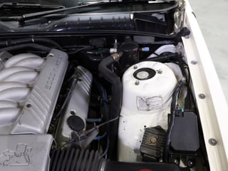 1989 HSV VN SV89 Build No 149 - Alpine White