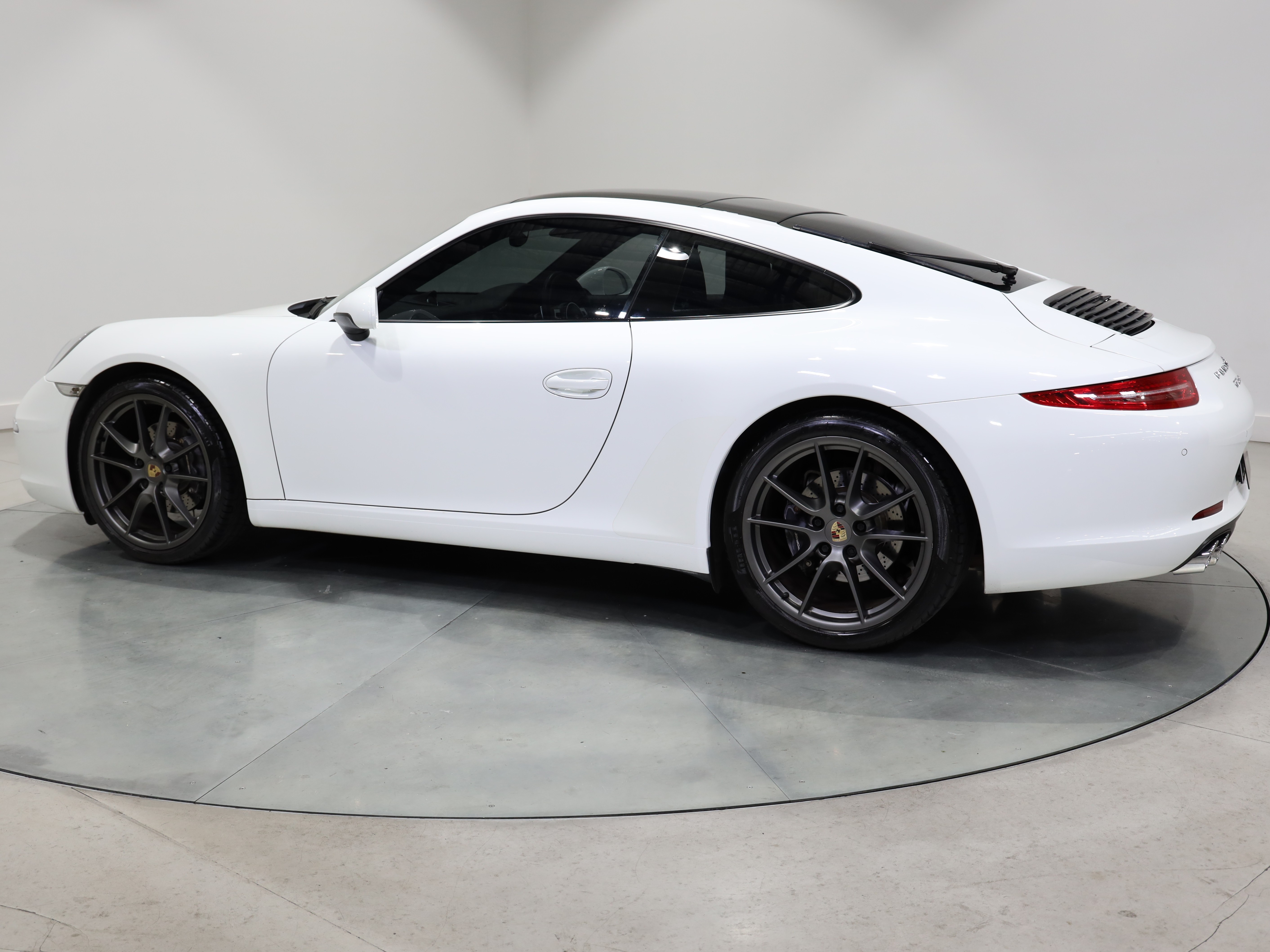 2014 Porsche 911 Carrera 991 Series 1 - Carrara White