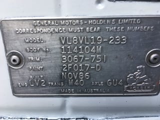 1986 VL Commodore Berlina 4.9L litre Mobil Brock Tribute