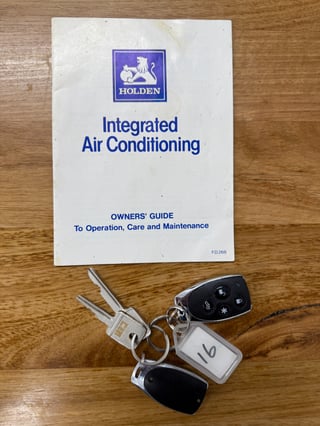 1977 Holden LX Torana SL 253 V8 Hatchback - Absinth Yellow