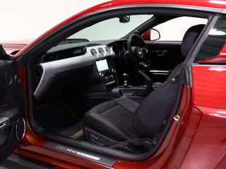 2017 Ford Mustang GT  6spd Man - Ruby Red Metallic