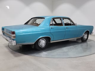 1971 Ford ZD Fairlane 302ci V8 - Teal Glow