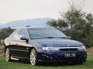 2001 VX HSV Senator Signature - 18,220 km