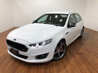 2015 FG-X Falcon XR8 Manual