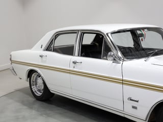 1971 Ford XY Fairmont 302ci Windsor - Ultra White