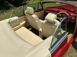 1952 Oldsmobile Super 88 Restomod - 6.0L LS2 V8