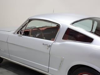 1965 Ford Mustang Fastback 2+2 - Silver Smoke Grey