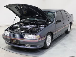 1990 Holden VN SS - Atlas Grey 