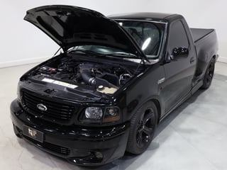 2004 Ford F-150 SVT Lightning RHD - Raven Black 