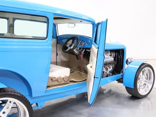 1932 Ford Tudor Hot Rod