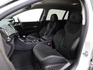 2016 HSV Clubsport R8 Tourer Build No 097 - Heron White …