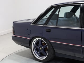 1988 HSV VL SV88 - Build No. 89 - Dorwood Blue Metallic