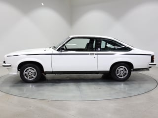 1976 Holden LX Torana SS Hatchback - 5.0L Trimatic - Cotillion White