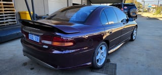 1998 HSV VT Clubsport Build No 1495 - Rubens Red Mica