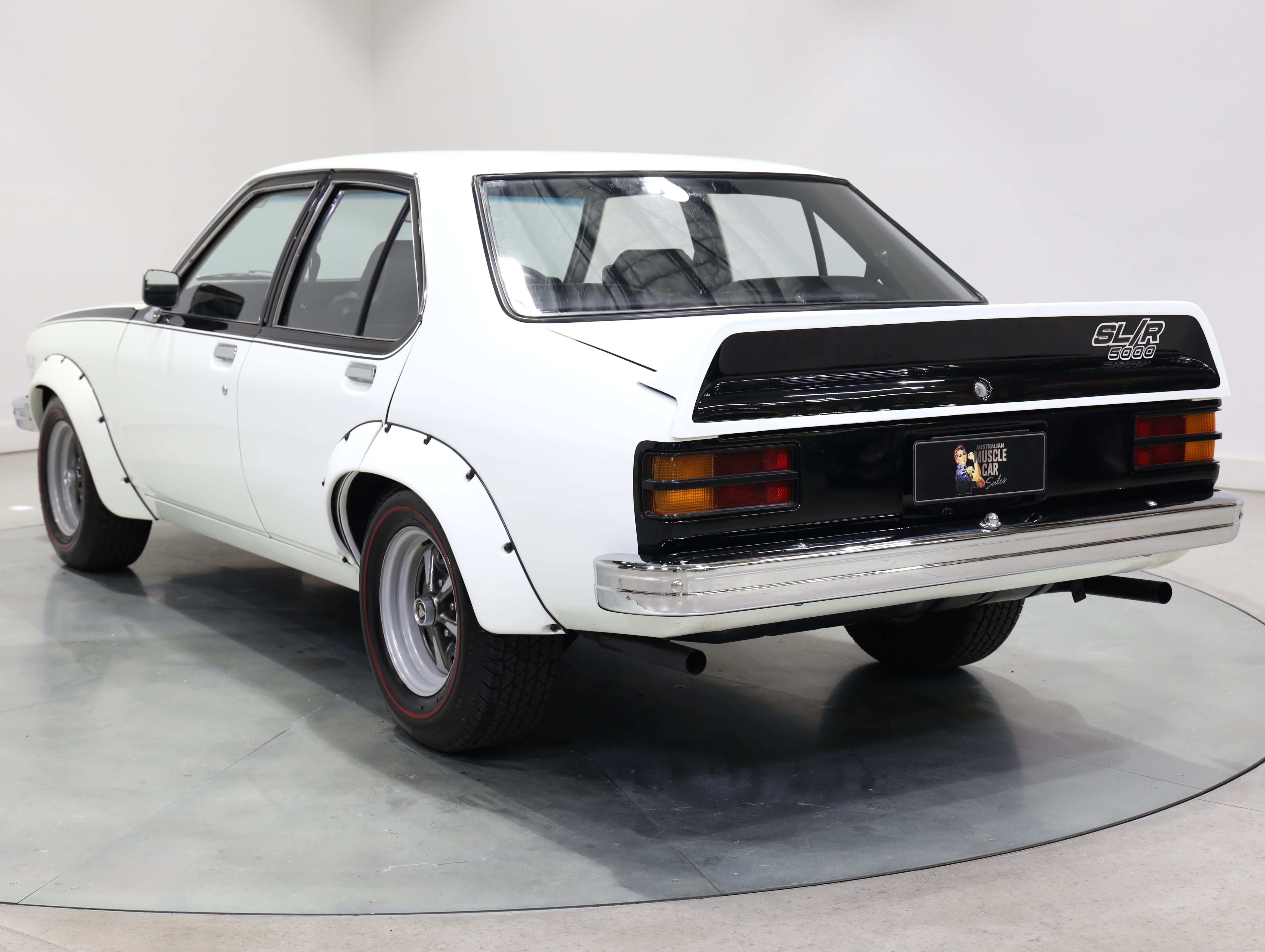 1974 Holden LH Torana L34 SLR 5000 - Glacier White