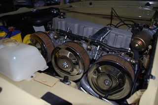 VH R/T E38 Valiant Charger