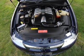 2001 VX HSV Senator Signature - 18,220 km