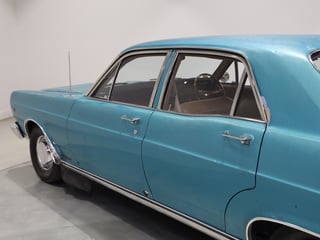 1971 Ford ZD Fairlane 302ci V8 - Teal Glow