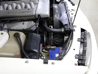 1989 HSV VN SV89 Build No 149 - Alpine White