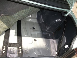 VN Commodore Executive 5 L V8