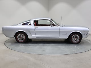 1965 Ford Mustang Fastback 2+2 - Silver Smoke Grey