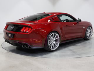 2017 Ford Mustang GT  6spd Man - Ruby Red Metallic