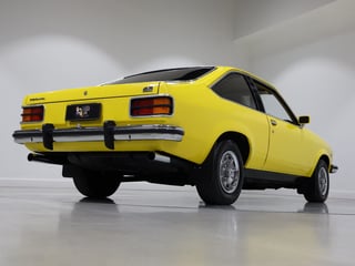 1977 Holden LX Torana SL 253 V8 Hatchback - Absinth Yellow