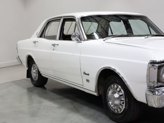 1971 Ford XY Fairmont 302 V8 - Ultra White