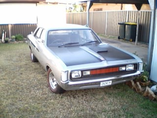 Valiant VH Pacer Sedan