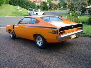 VH E49 Charger