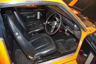 VH E38 Valiant Charger