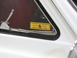 1967 Holden HR 186 S Utility - Grecian White