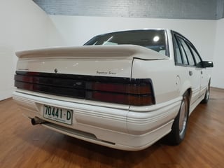 1987 VL HDT Group 3 Signature Series