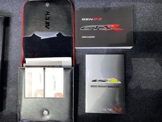 2017 HSV GTSR - Spitfire Green 0064 km …