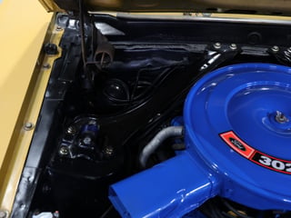 1970 Ford Mustang Convertible 302ci - Bright Gold 