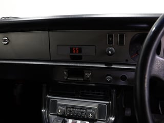 1976 Holden LX Torana SS Hatchback - 5.0L Trimatic - Cotillion White