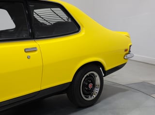 1970 Holden LC Torana GTR XU1 - Yellow Dolly