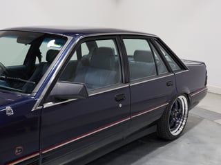 1988 HSV VL SV88 - Build No. 89 - Dorwood Blue Metallic
