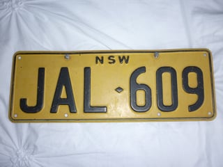 1977 HX Holden Sandman Panelvan